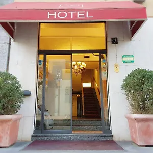 Boston Hotel Milão